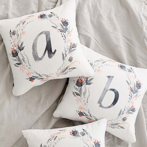 Decorative-Monogram-Pillows | Personalized Gift Ideas - giftsxoxo.com